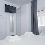بيت ضيافة Raianos 3*