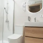 Raianos بيت ضيافة توي