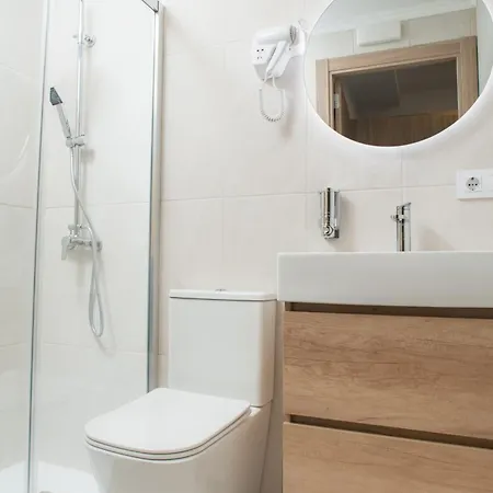 Raianos Guest house Tui