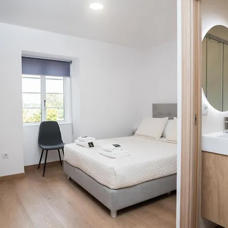 Raianos Guest house *